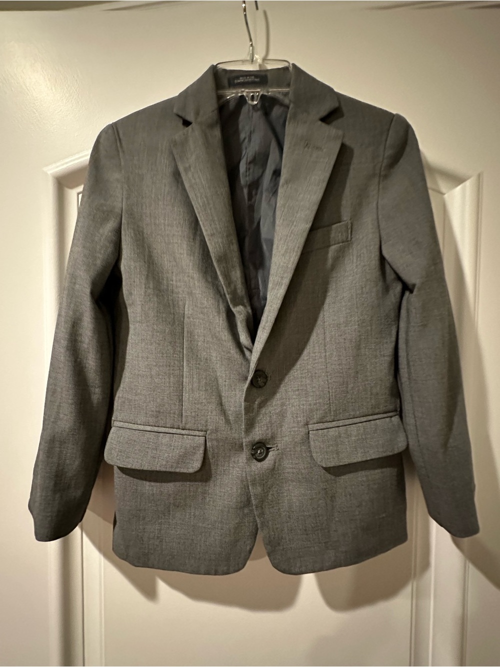 Chaps Kids Size 8 Charcoal Gray Two-Button Sport Coat
